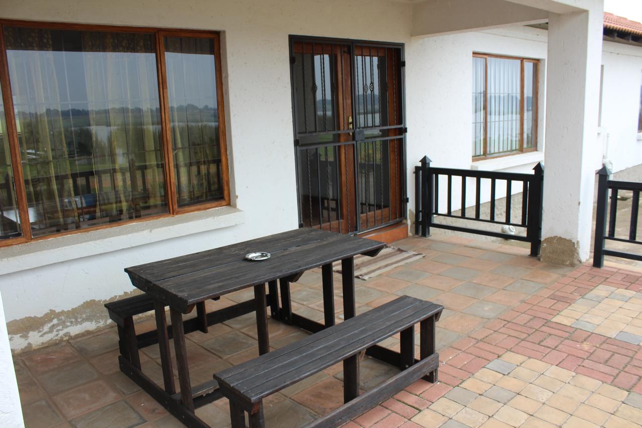 Hotel Bottom Of Boden Benoni Exterior foto